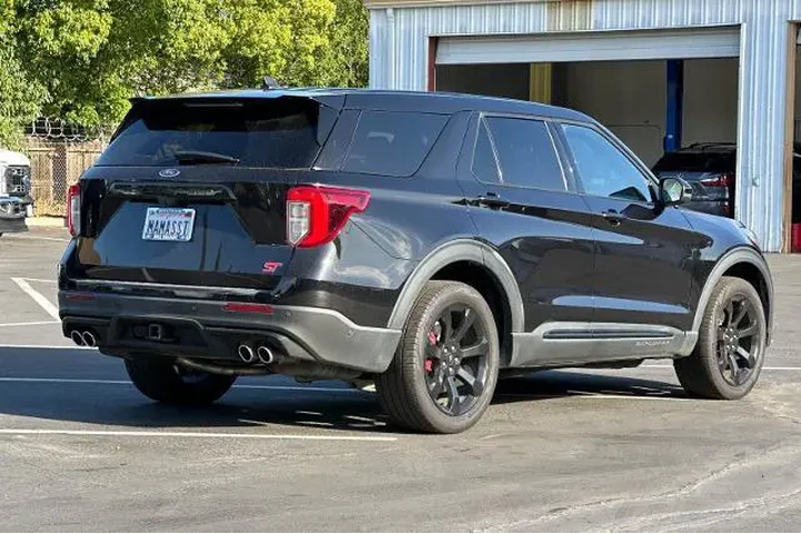 $34249 : Ford Explorer 2021 AWD ST 4d image 3
