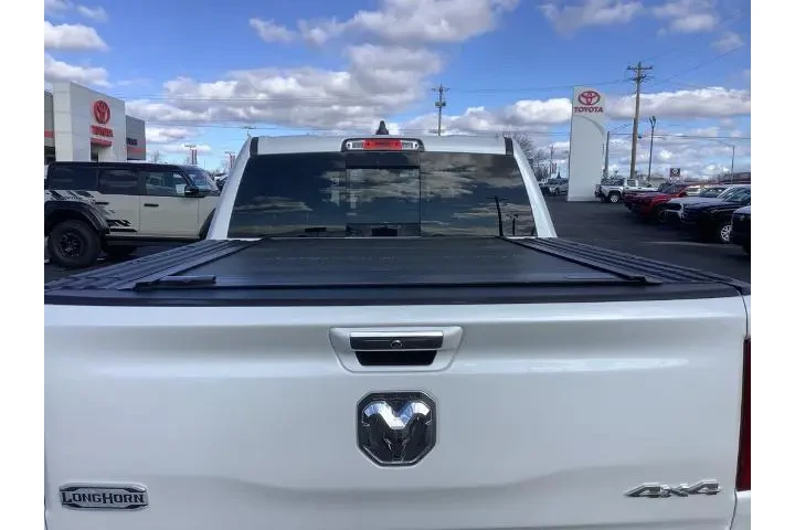 $32950 : Ram 1500 2022 4x4 Limited Lo image 9