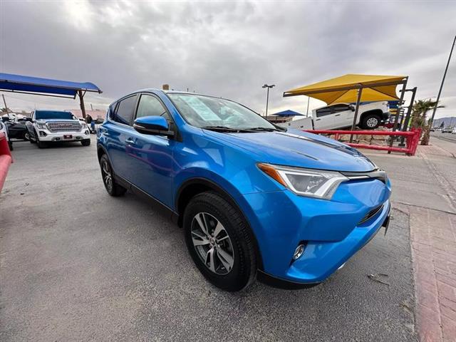 $23995 : Pre-Owned 2018 RAV4 XLE Sport image 8