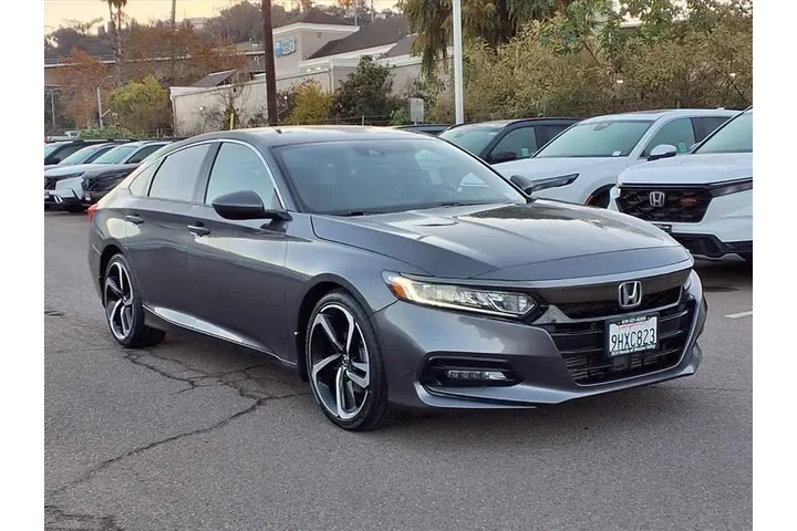 $18445 : Honda Accord 2020 Sport 4dr image 3