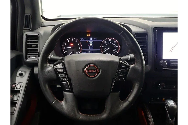 $30998 : Nissan Frontier 2023 4x2 PRO image 10