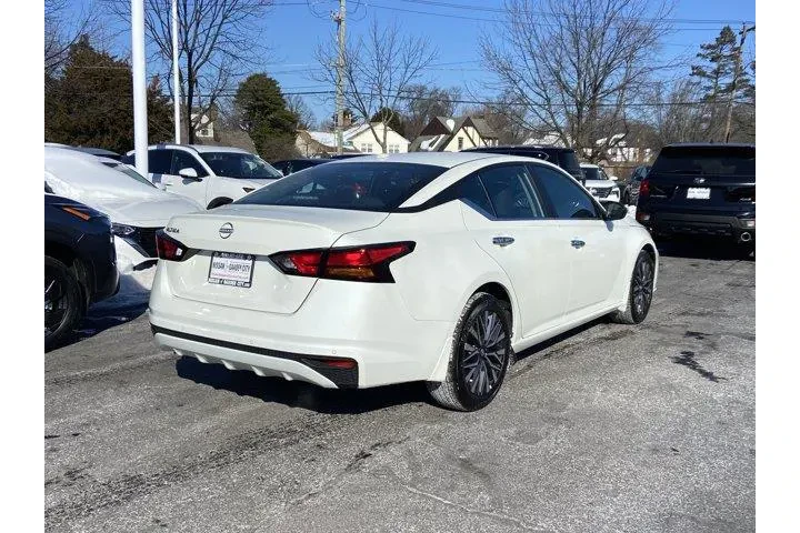 $18514 : Nissan Altima 2025 2.5 SV 4d image 4