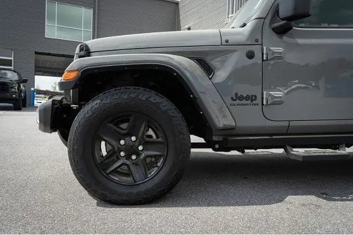 $32987 : Jeep Gladiator 2021 4x4 Spor image 4