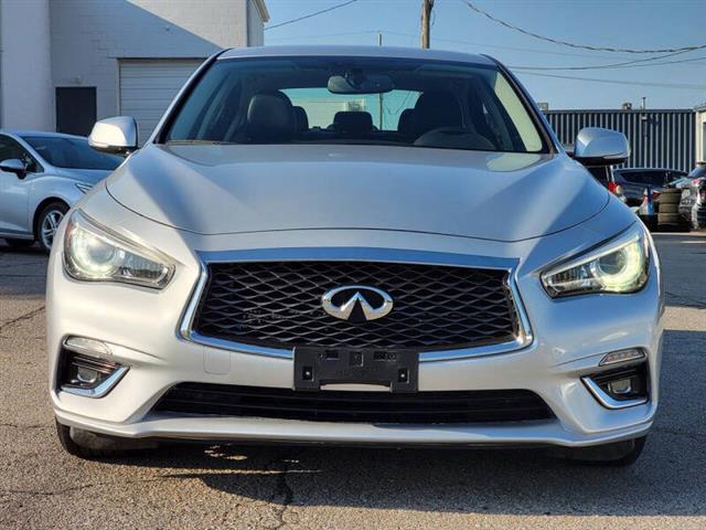 $13990 : 2018 Q50 3.0T Luxe image 3