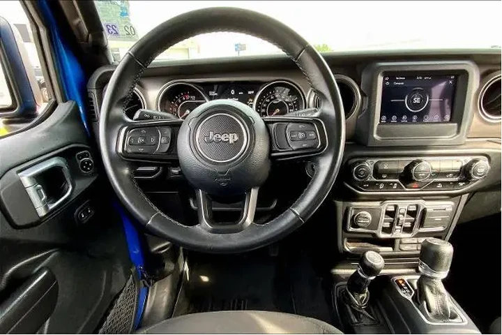 $29721 : Jeep Gladiator 2021 4x4 Spor image 6