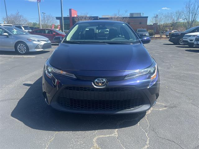 $20990 : PRE-OWNED 2021 TOYOTA COROLLA image 2