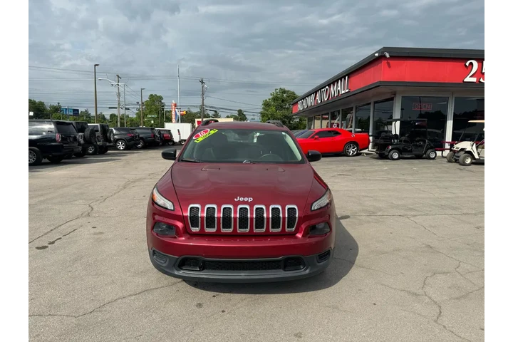 $5980 : 2016 Cherokee FWD 4dr Sport image 7