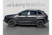 Jeep Cherokee 2022 4x4 Trail thumbnail