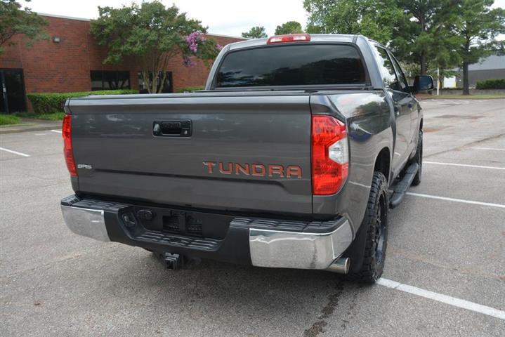 2014 Tundra SR5 image 7