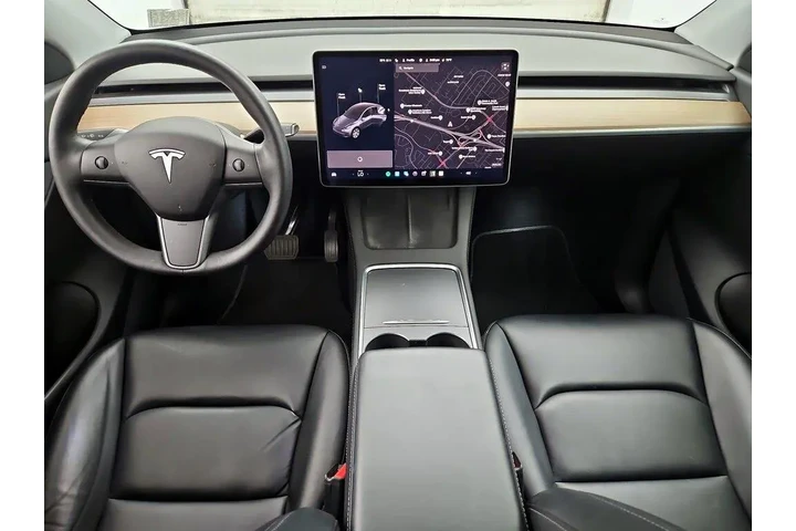 $28998 : Tesla Model Y 2021 AWD Long image 9