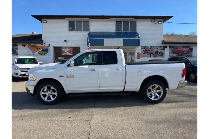 $20990 : 2017 RAM 1500 Laramie image 1