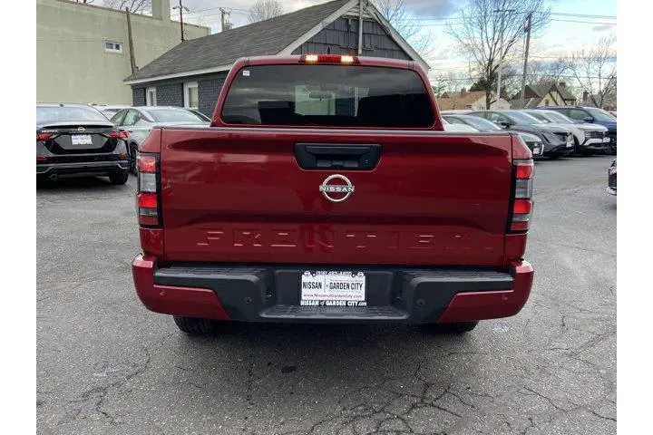 $30368 : Nissan Frontier 2025 4x2 SV image 5