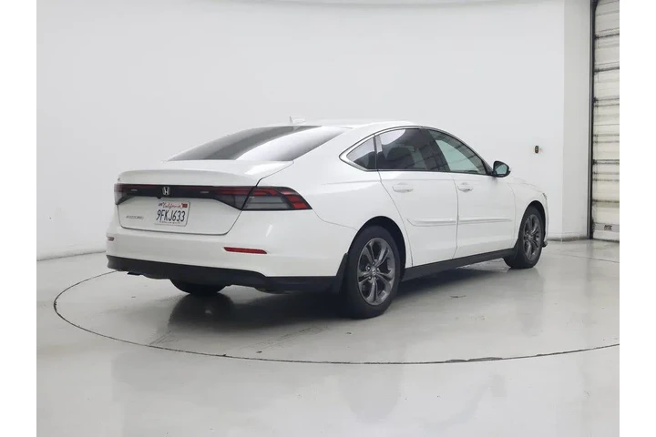 $24998 : Honda Accord 2023 EX 4dr Sed image 8