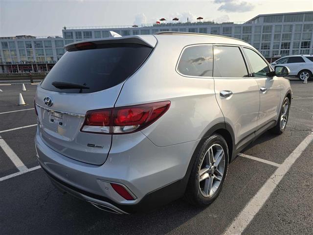 $12995 : 2017 HYUNDAI SANTA FE image 6