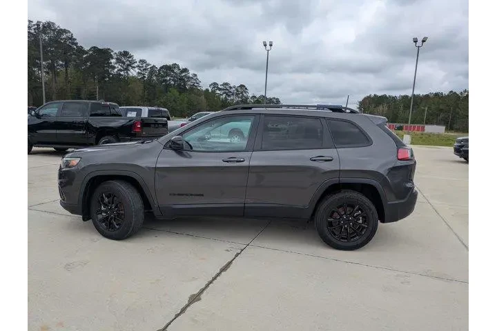 $25990 : Jeep Cherokee 2023 4x4 Altit image 5