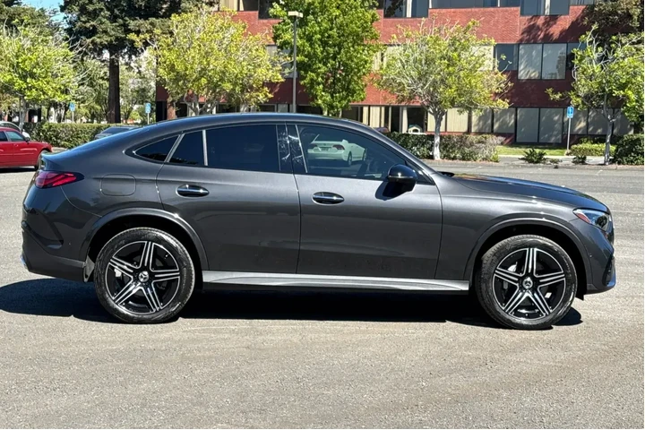 Mercedes-Benz GLC 2024 AWD G image 2