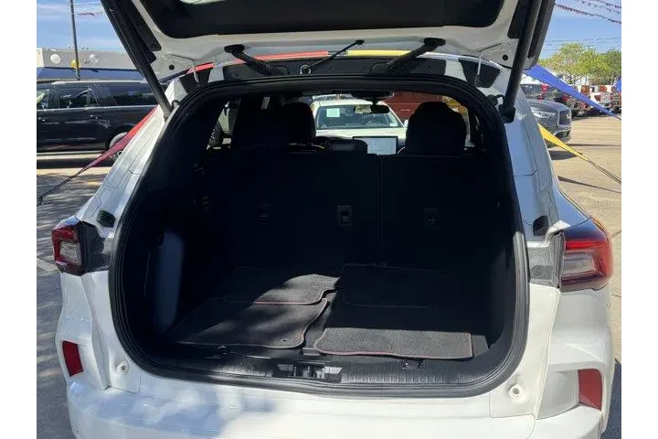 $25874 : Ford Escape 2023 AWD ST-Line image 8