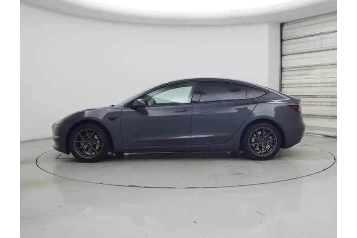 $27998 : Tesla Model 3 2022 AWD Long image 3