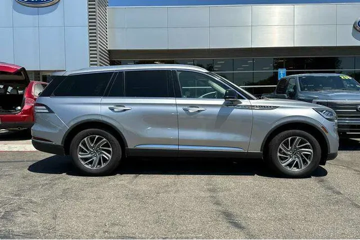 $32355 : Lincoln Aviator 2021 AWD Sta image 3