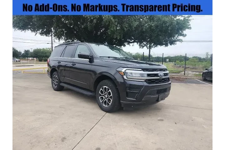 $39998 : Ford Expedition 2024 4x4 XLT image 1