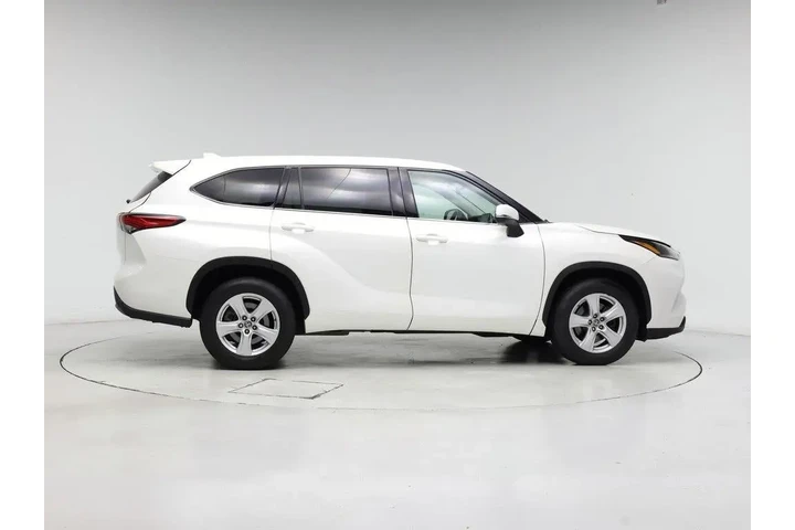 $26998 : Toyota Highlander 2021 L 4dr image 7