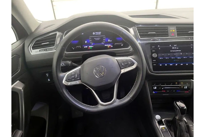 $20998 : Volkswagen Tiguan 2022 SE 4d image 10