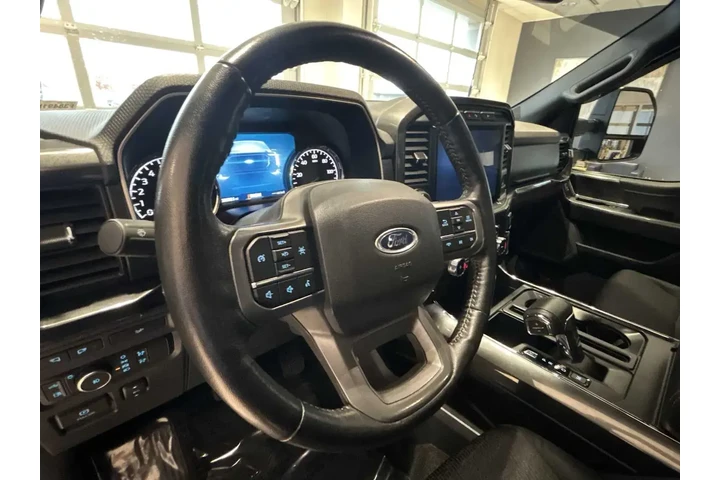 $37939 : Ford F-150 2022 4x4 XLT 4dr image 9