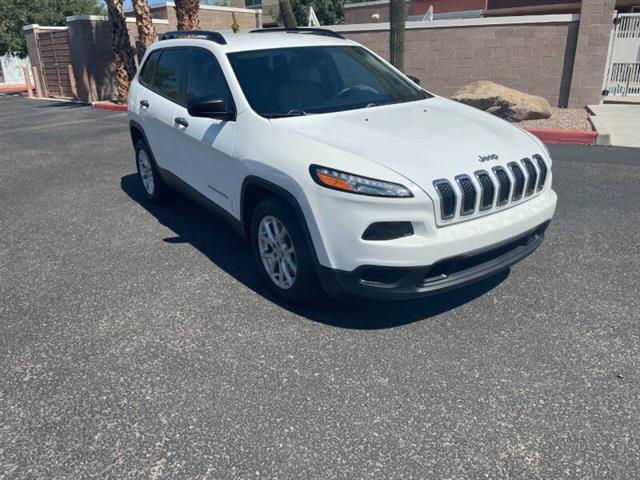 $10995 : 2016 Cherokee Sport image 1