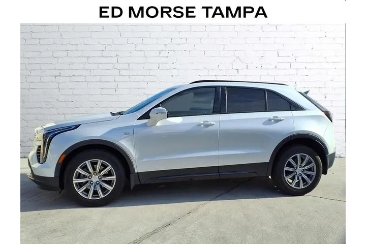 $31899 : Cadillac XT4 2023 Sport 4dr image 2