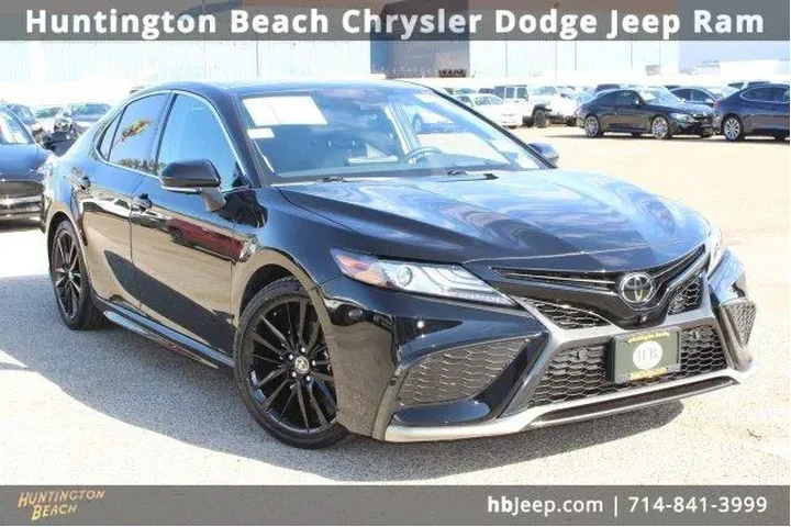 $27900 : Toyota Camry 2023 XSE V6 4dr image 1