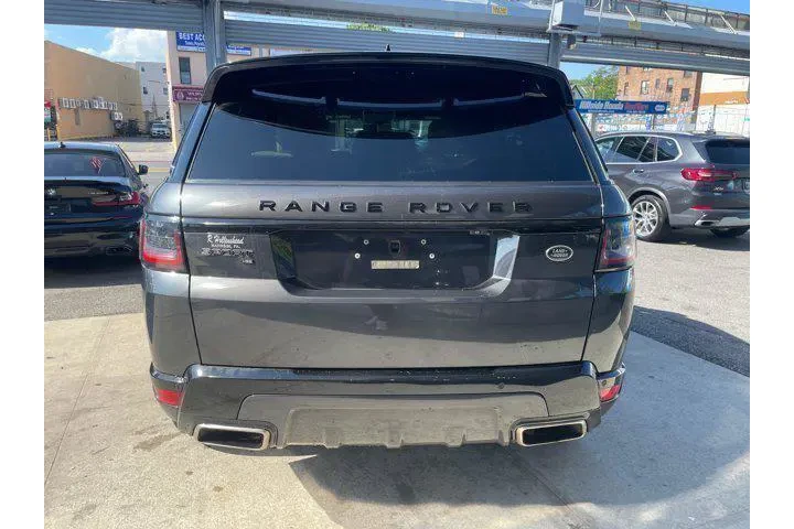 Land Rover Range Rover Sport image 8