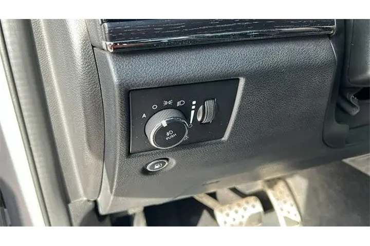 $25232 : Jeep Grand Cherokee 2019 4x4 image 6