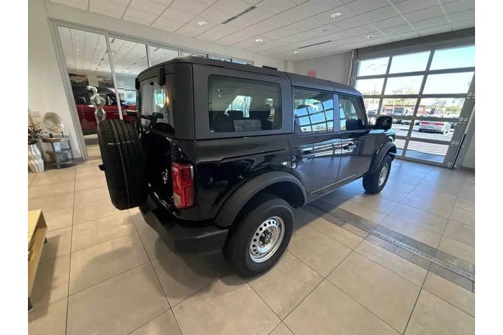 $36592 : Ford Bronco 2025 4x4 Base 4d image 3