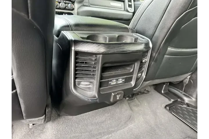 $36990 : Ram 1500 2024 4x4 Laramie 4d image 10