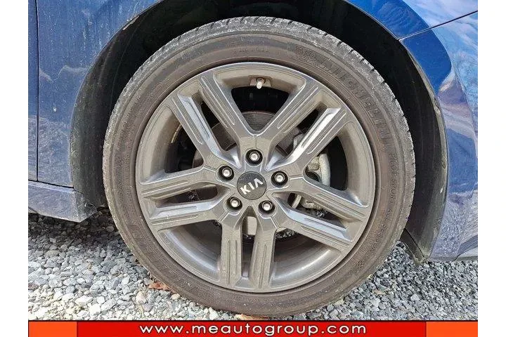 $16153 : Kia Forte 2021 GT-Line 4dr S image 4