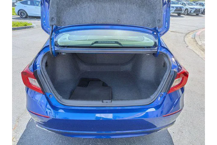 $24585 : Honda Accord 2022 Sport 4dr image 6