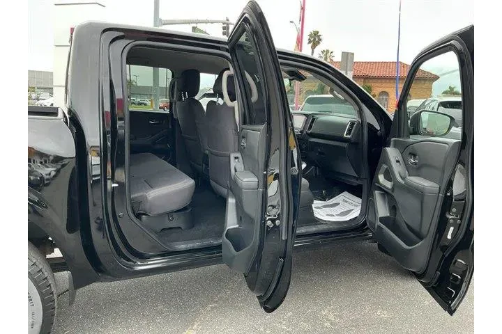 $22888 : Nissan Frontier 2022 4x4 PRO image 10