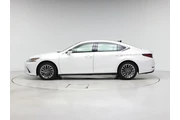$39998 : Lexus ES 350 2024 Luxury 4dr thumbnail