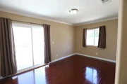 $800 : Beautiful Home...Los Angeles thumbnail