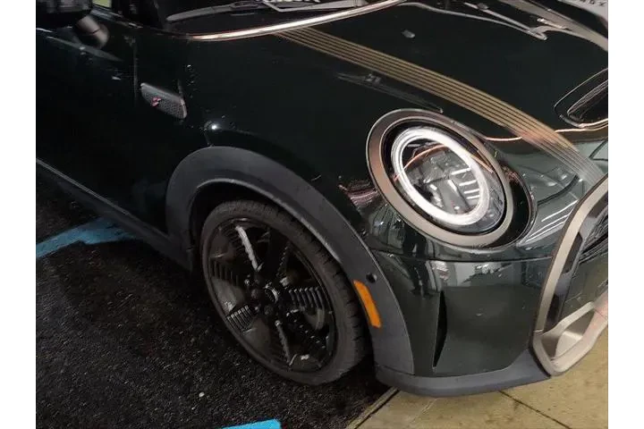 $31352 : MINI Convertible 2023 Cooper image 3