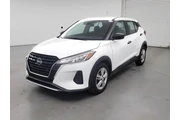 $16998 : Nissan Kicks 2022 S 4dr Cros thumbnail