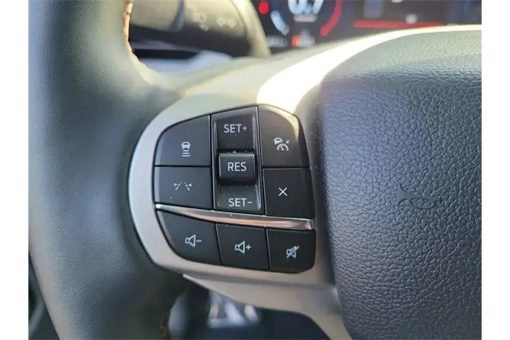 $38988 : Ford Explorer 2025 Active 4d image 5