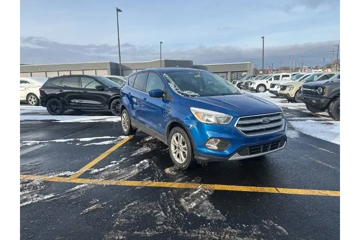 $11000 : Ford Escape 2017 AWD SE 4dr image 3