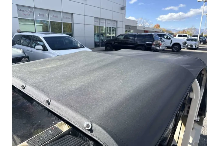 $17500 : 2019 e Base image 10