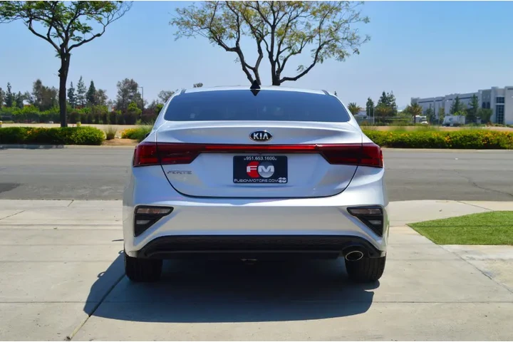 $13495 : Used 2019 Forte LXS IVT for s image 4