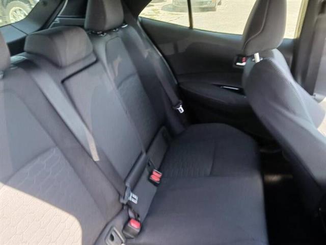 $16900 : 2019 Corolla Hatchback SE image 6
