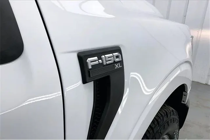 $29990 : Ford F-150 2021 4x4 XL 4dr S image 9