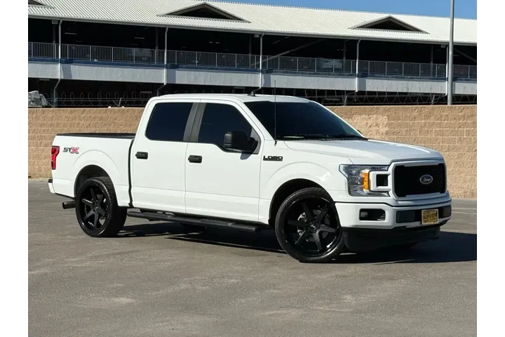 $23489 : Ford F-150 2020 4x2 XL 4dr S image 1