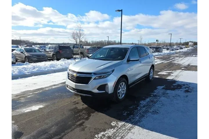 $22000 : Chevrolet Equinox 2022 4x4 L image 1