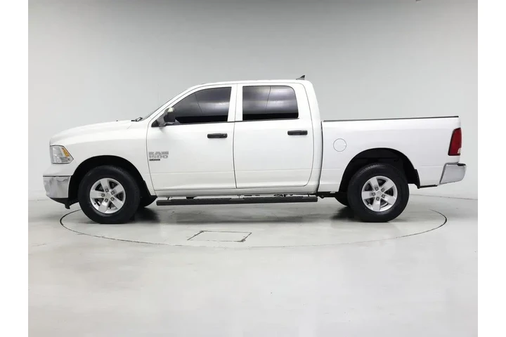 $27998 : Ram 1500 Classic 2023 4x4 SL image 3